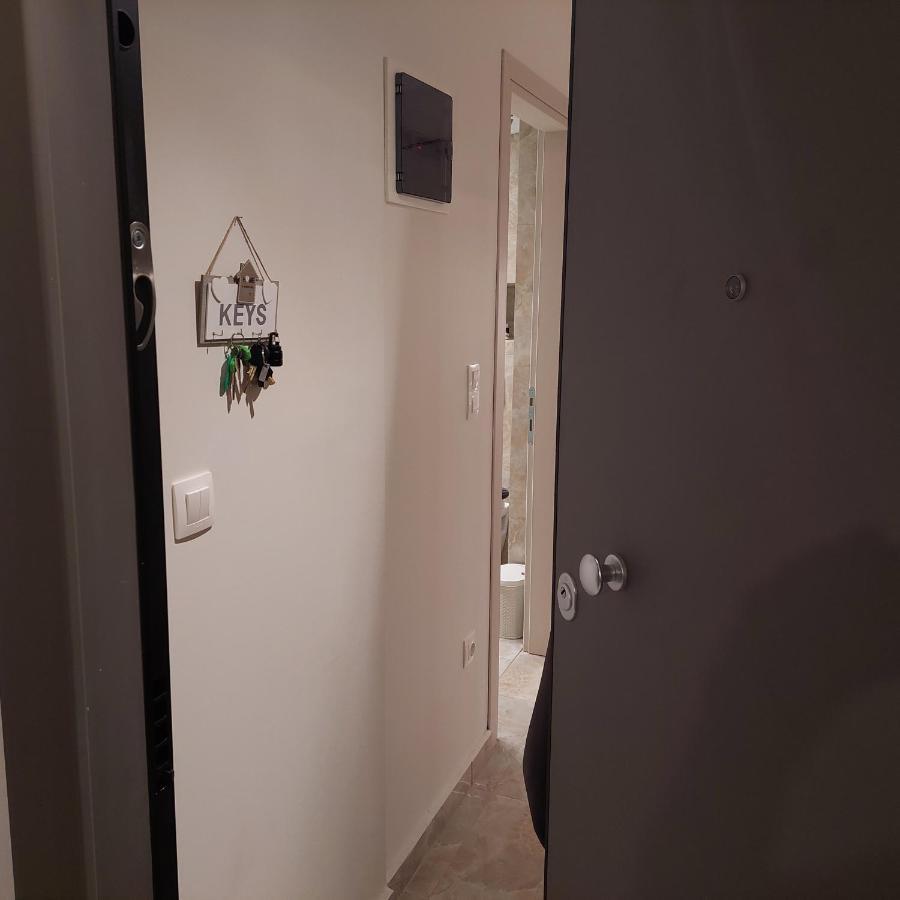 Budget Apartment To The Center Salonicco Esterno foto